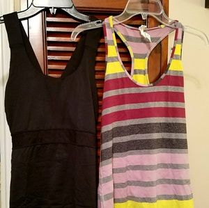 Lot of Lululemon Tanks